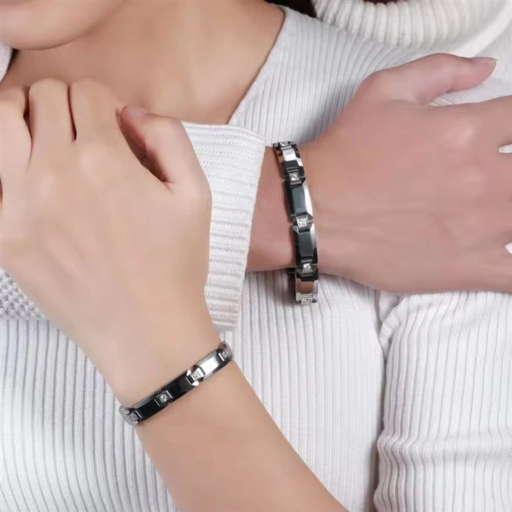 New Magnetic Therapy Weight Loss Bracelet